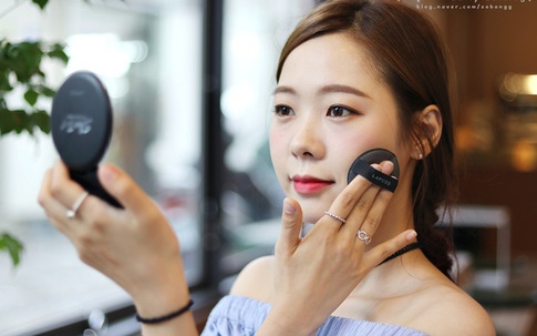 Bông mút chứa phấn phủ - Sản phẩm mới đang hot không kém gì Cushion