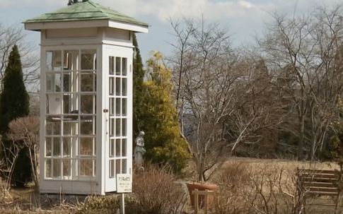 Sự thật bất ngờ về chiếc điện thoại dùng để "liên lạc" với người đã khuất