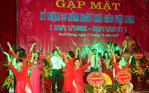 Gần 1.200 giáo viên tỉnh Hải Dương không có lương: Trách nhiệm thuộc về ai?