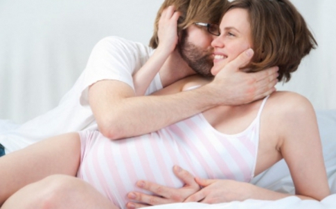 Khám phá bí ẩn "chuyện ấy" khi có bầu