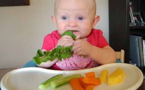 Những thực phẩm tuyệt đối tránh cho trẻ ăn khi trời lạnh