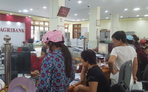 Hàng trăm tỉ đồng của khách hàng"bốc hơi” sau khi nhờ gửi tiết kiệm tại Agribank Lào Cai