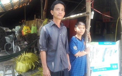 Học sinh lớp một bị đuổi vì quá tuổi