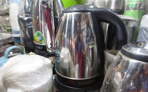 Nguy cơ khôn lường từ ấm siêu tốc không hợp quy chuẩn