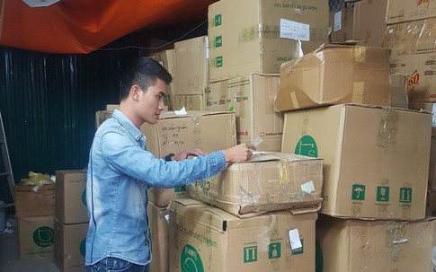 Tiếp vụ thu giữ 14.000 mỹ phẩm, TPCN không rõ nguồn gốc: Khách hàng nháo nhác xin đổi, trả sản phẩm