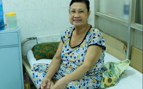 Diễn viên cải lương nhập viện không có nổi 1 triệu đồng trong túi