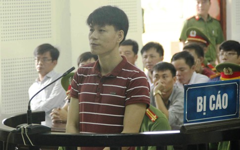 5 năm tù đối với kẻ không chấp hành án quản chế và chống người thi hành công vụ