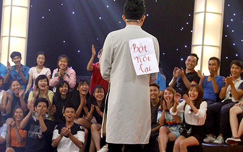 Trấn Thành bị bạn học cấp hai yêu cầu 'bớt nói lại'
