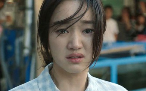 Đặt camera theo dõi cảnh chồng ngoại tình, kết quả nhận được bất ngờ "phát ngất"
