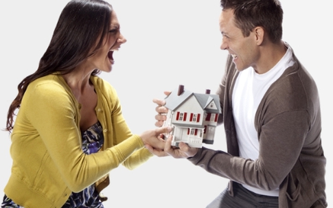 Bi hài các vụ ly hôn đến luật sư cũng không ngờ tới