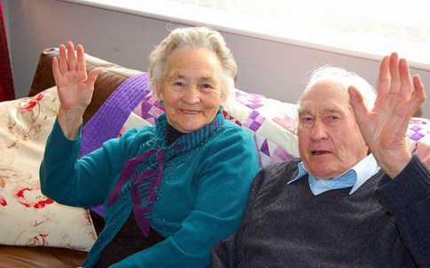 Cặp vợ chồng lấy nhau 71 năm chết cách nhau vài phút