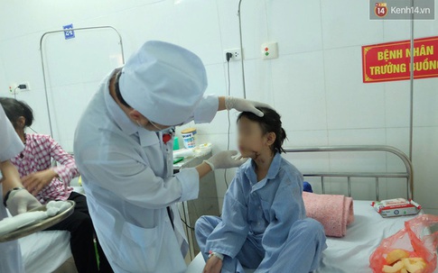 Bé gái 9 tuổi bị bố truy sát ở Bắc Ninh: “Mẹ đã cố che chắn cho hai chị em sau khi bị bố đâm"