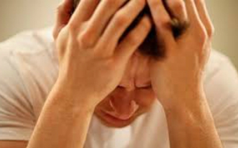 Bạn gái liên tục chì chiết khi biết tôi từng quan hệ với những cô bạn gái cũ