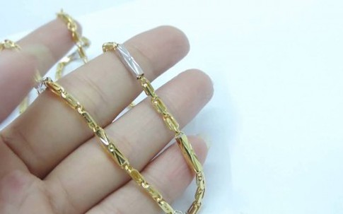 Bắt đối tượng lẻn vào nhà bóp cổ, cướp sợi dây chuyền của cô gái
