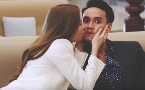 Rò rỉ hình ảnh Ngọc Trinh ôm hôn bạn trai mới không phải đại gia