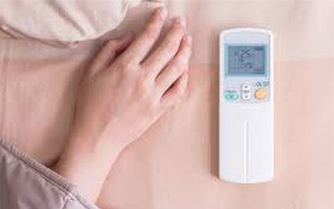 Điều gì xảy ra với cơ thể khi ngủ cả đêm trong phòng điều hòa?
