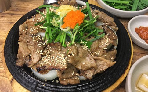 Cuối thu, nhắm thử củ cải muối cuốn thịt bò ở Hàn Quốc