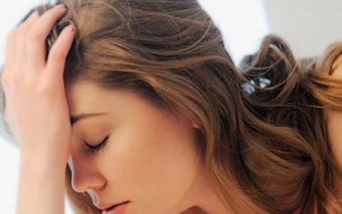 Tôi sẽ dắt 2 con ra khỏi nhà sau 3 lần phát hiện chồng liên lạc với người khác