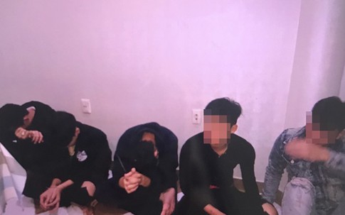 Phá đường dây mại dâm nam chuyên phục vụ quý bà 'giải đen'