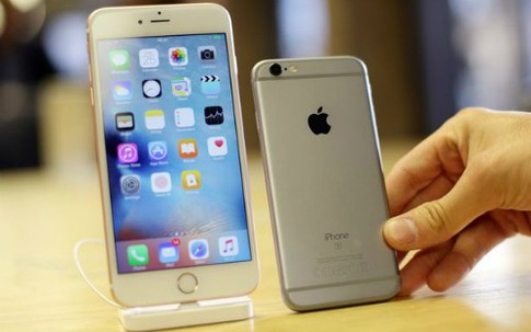 Apple thừa nhận iPhone chậm đi theo thời gian