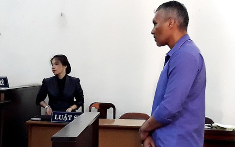 Gã ngoại quốc trộm hàng loạt tiền trong ATM lĩnh 18 năm tù