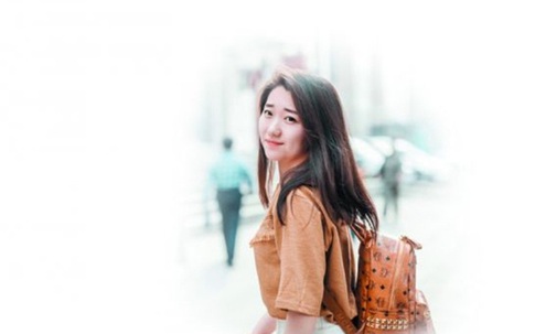 Nữ cảnh sát pháp y xinh đẹp 28 tuổi vẫn chẳng có thời gian yêu đương vì mải "làm bạn" với tử thi