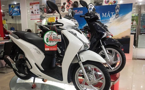 Honda SH loạn giá ăn chênh: Người mua mất đứt chục triệu