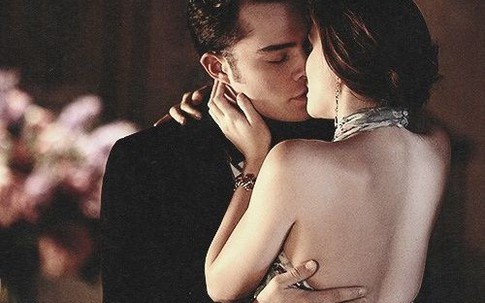 Chỉ một nụ hôn nhưng nếu biết cách cũng đủ khiến chàng lưu luyến mê mệt