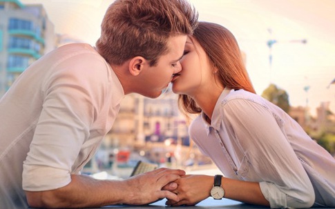 10 sự thật "điên rồ" về nụ hôn đối với sức khỏe