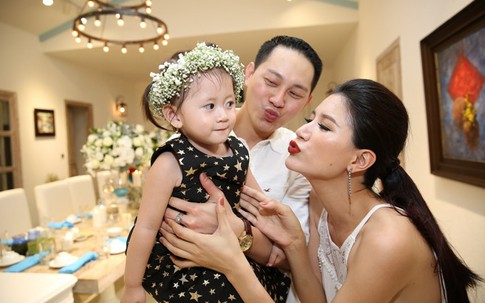 Vợ chồng Trang Trần tổ chức sinh nhật 2 tuổi cho con gái