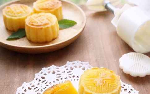 Cách làm bánh Trung thu nhân custard đang cực hot