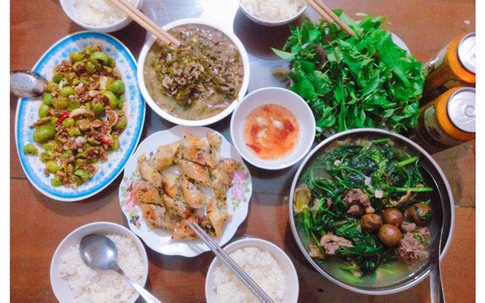 Cô nàng nhờ tư vấn nấu cơm 30 nghìn/bữa cho hai vợ chồng, chị em hồ hởi giới thiệu bao nhiêu là món ngon giá rẻ