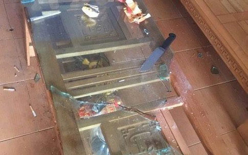 Đang xác minh vụ một nhà dân bị côn đồ đập phá trong đêm