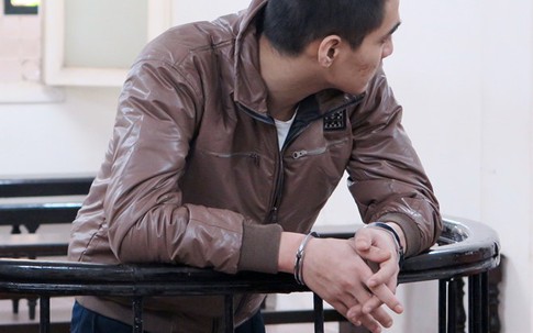 Án chung thân cho kẻ đánh mẹ tử vong trong bữa ăn