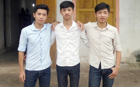 Anh em sinh ba cùng đỗ một trường quân đội