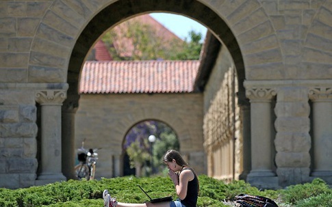 Ba cuốn sách Stanford muốn tân sinh viên đọc trong mùa hè