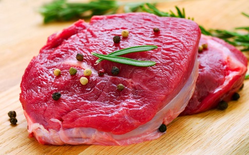 Thịt bò bẩn và nguy cơ mắc bệnh nguy hiểm khi thịt bò theo cách sau đây