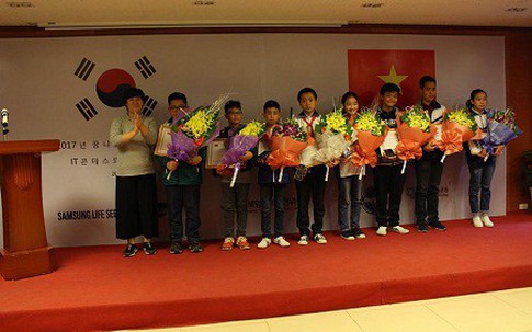 20 học sinh giành giải tại cuộc thi tin học 2017