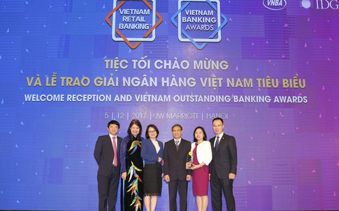BIDV năm thứ 2 liên tiếp nhận giải “Ngân hàng bán lẻ tiêu biểu nhất”