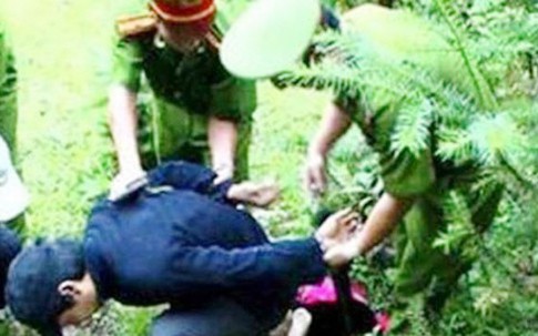 'Yêu râu xanh' bị khống chế khi hãm hại bé gái