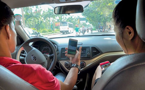 Tài xế Grab, Uber than khó dịp cuối năm