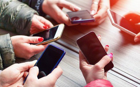 Muốn sống hạnh phúc chỉ nên sử dụng điện thoại 1 giờ mỗi ngày