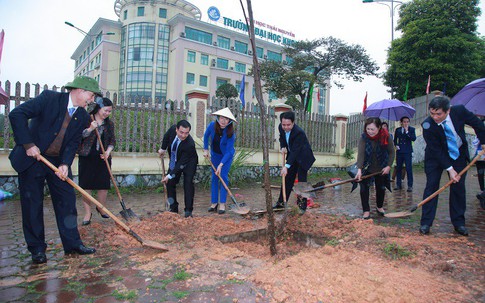 Chiến dịch Tết Trồng cây hưởng ứng cuộc thi “Biến đổi khí hậu với Cuộc sống”