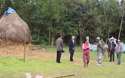 Đang đi tảo mộ, cháu bất ngờ chém chết bác ruột