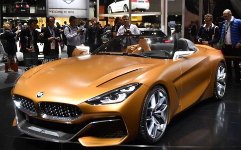 Vì đắt đỏ, nhiều hãng xe từ chối các triển lãm kiểu Paris Motor Show