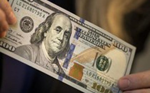 Bị phạt 90 triệu đồng vì đổi 100 USD ở tiệm vàng