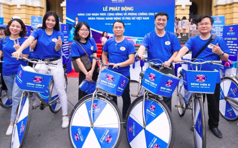 Hàng trăm thanh niên đạp xe, truyền thông điệp phòng chống ung thư