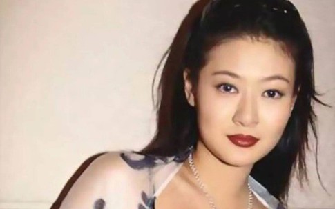 Số phận nữ hoàng phim cấp 3 Hong Kong tự tử khi 29 tuổi