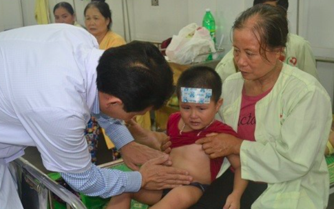 Hà Nội: Số trẻ mầm non ngộ độc sau bữa tiệc mừng ngày Nhà giáo không ngừng tăng lên