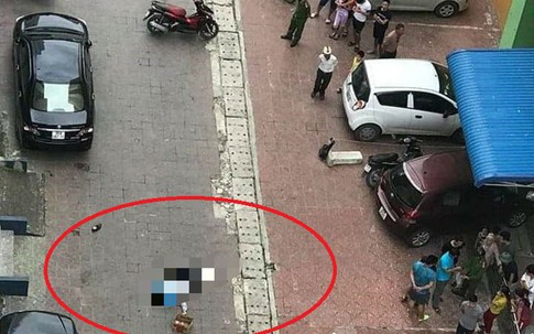 Rơi từ chung cư cao tầng, người đàn ông tử vong